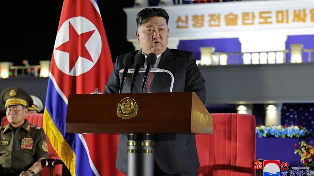 Kim Džong Un nadzirao isporuku novog taktičkog balističkog raketnog sistema 1
