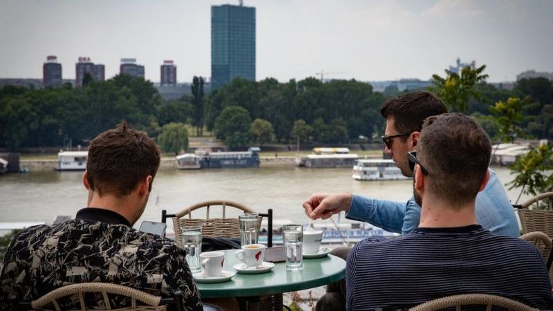 Mladi u Srbiji rade na crno i žele da uče o međuljudskim odnosima 7