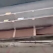 Cela zgrada se srušila u nabujalu reku (VIDEO) 8