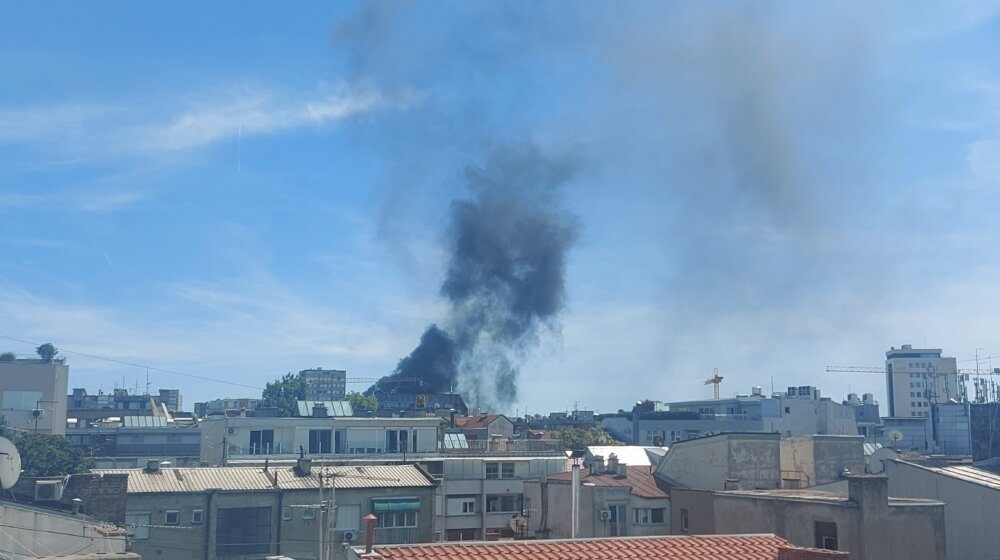 (FOTO/VIDEO) Lokalizovan požar u centru Beograda 1