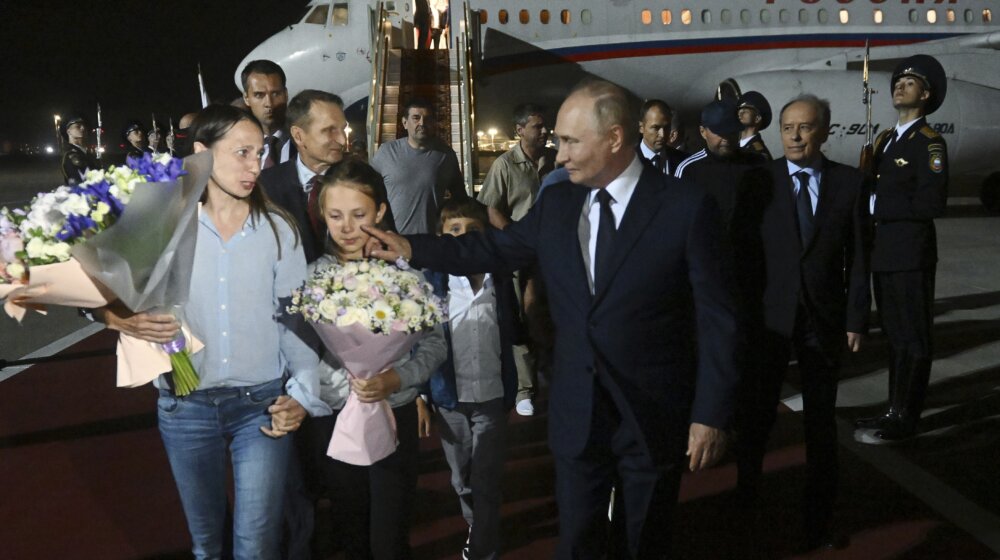 Putin dočekao ruske zatvorenike oslobođene u okviru razmene i zahvalio im 7