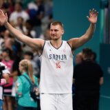 FIBA upozorila da je Jokić u sjajnoj formi posle meča sa Australijom: Džoker kao džokej srušio Ajfelov toranj, pazite se 4