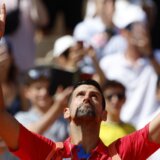 Novak Đoković u prvoj izjavi posle pobede nad Cicipasom: Molim se Bogu da sve bude OK 8