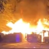 Ponovo veliki požar na Novom Beogradu, vatrogasne ekipe na terenu (VIDEO) 5