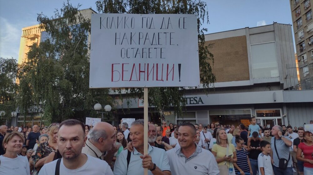 POKS Kragujevac: Protest protiv litijuma „uneo nemir” u kragujevačke „naprednjake” 9