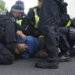 Više od 100 uhapšenih na demonstracijama u Londonu 7