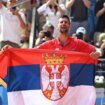 Srpski sportisti proslavljaju zlatnu medalju Novaka Đokovića u olimpijskom selu (VIDEO) 13