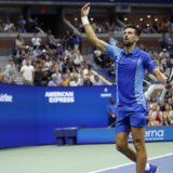 Novak Đoković u duploj egzibiciji na Ju-Es openu: Panegirik Džona Mekinroa olimpijskom šampionu (VIDEO) 4