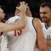 "Sombor šafl" vodi u polufinale: Zaštitni znak Nikole Jokića u odsudnom trenutku drame protiv Australije (VIDEO) 11