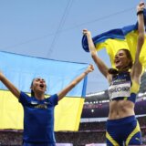 Da li bi Angelina Topić uzela medalju: Mahučih zlatna, bronza podeljena sa 1.95 m, a srpska atletičarka išla preko 1.92 i sa prelomom u stopalu... 5