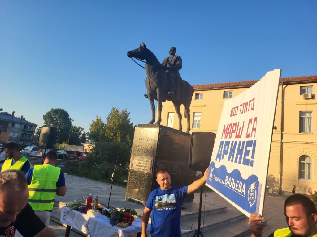 Protest protiv rudarenja litijuma u Mionici: "Oni su rešili da unište prirodu, mi im to nećemo dati" (FOTO) 2