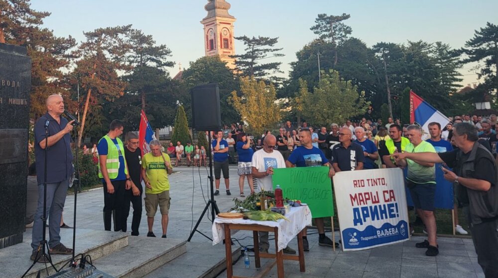 Protest protiv rudarenja litijuma u Mionici: "Oni su rešili da unište prirodu, mi imamo to nećemo dati" (FOTO) 10