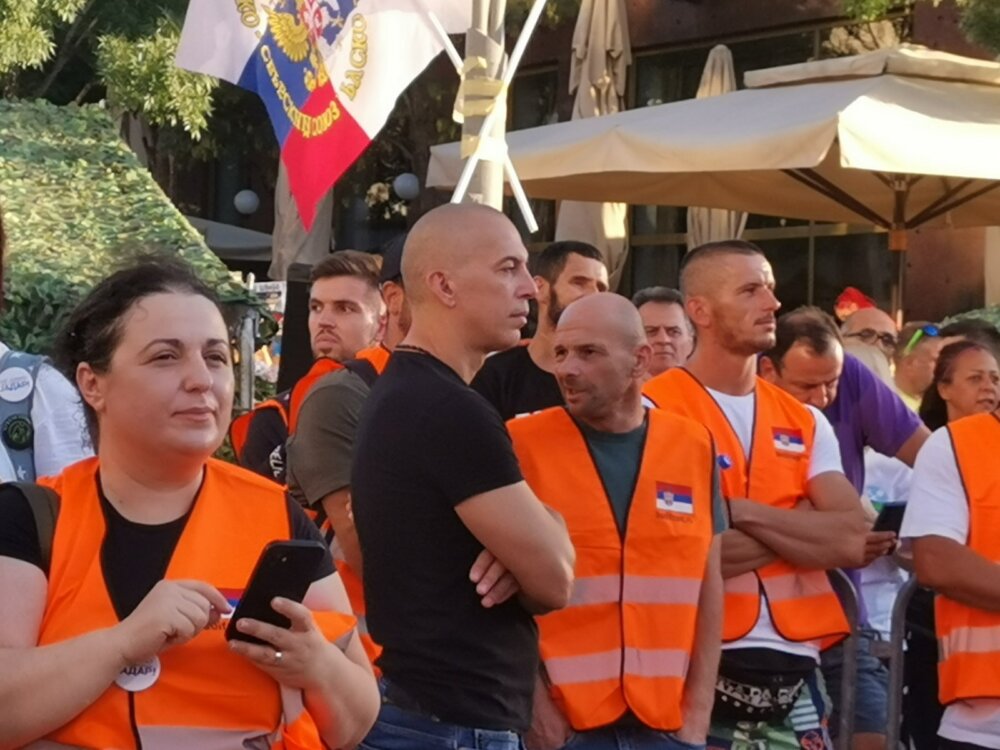 UŽIVO Protest "Rudnika neće biti": Dve kolone se uputile na blokade Prokopa i Železničke stanice Novi Beograd 10