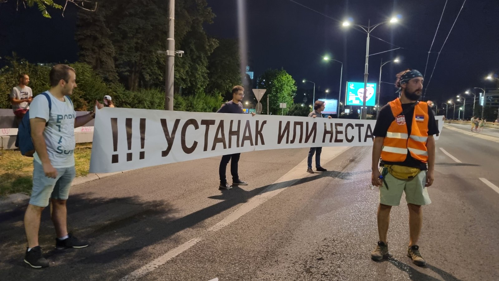 UŽIVO Protest "Rudnika neće biti": Dve kolone se uputile na blokade Prokopa i Železničke stanice Novi Beograd 2