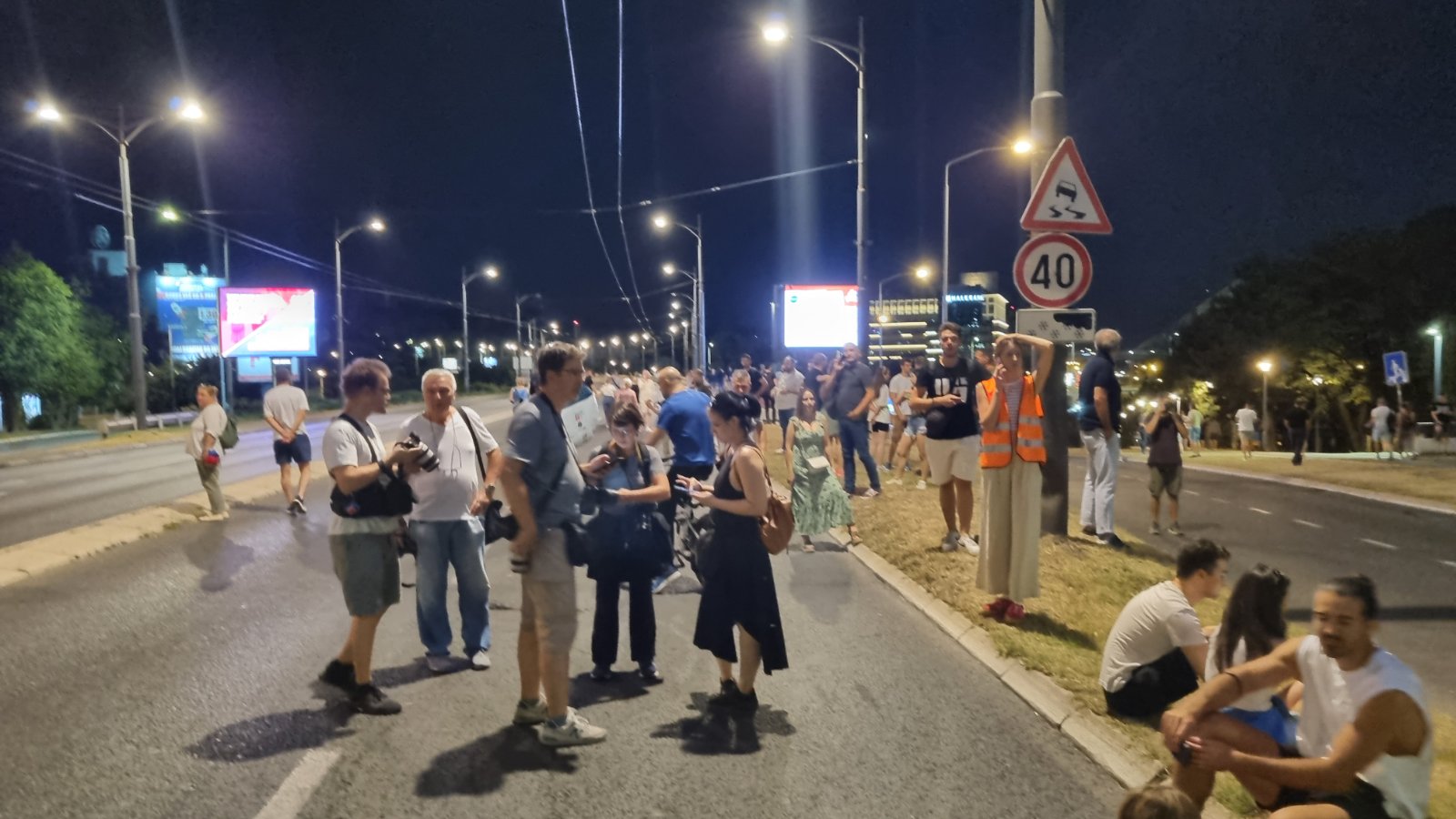 UŽIVO Protest "Rudnika neće biti": Dve kolone se uputile na blokade Prokopa i Železničke stanice Novi Beograd 3