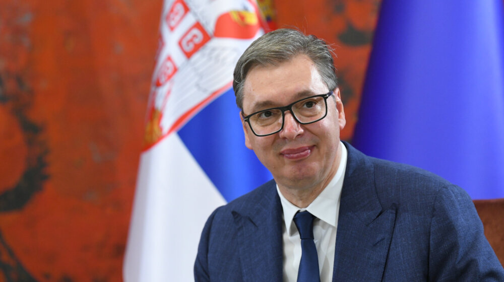 Jutarnji list o Vučiću u Podrinju: Novi cirkus u režiji predsednika Srbije 11