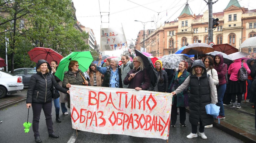 Škola zakazala radnu subotu, roditelji nisu poslali decu: Nesvakidašnji događaj u OŠ "Dragan Lukić" 10