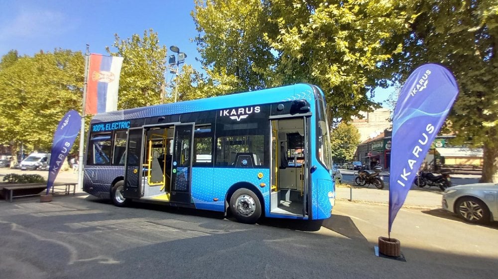 "Farbanje autobusa u plavo je bacanje para": Novi DSS o ideji Grada da menja boju vozila javnog prevoza 10