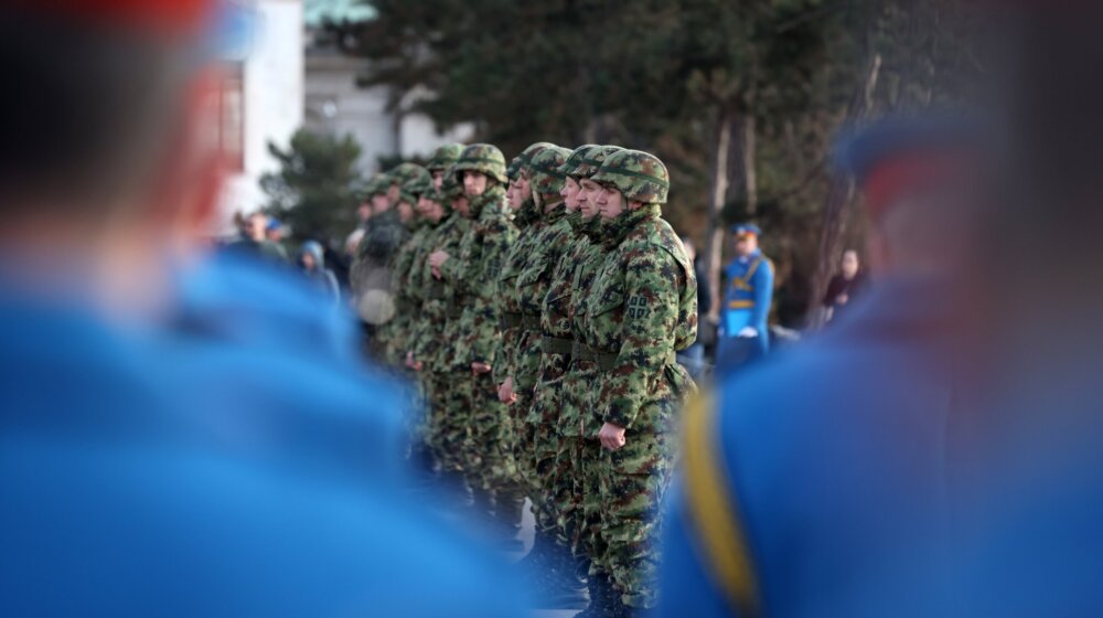 UŽIVO Prikaz sposobnosti Vojske Srbije "Zastava 2024": Simulacija vazdušnih borbi, avioni i helikopteri nadleću Batajnicu 14