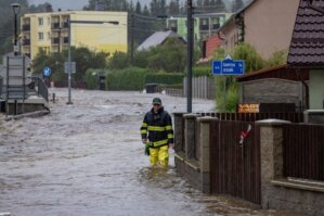 (FOTO, VIDEO) Ciklon Boris hara Srednjom Evropom: Prva žrtva u Poljskoj, u Češkoj se traga za četiri osobe 2