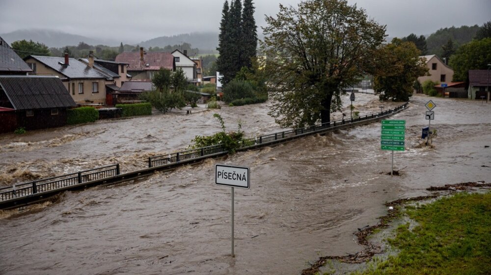 (FOTO, VIDEO) Ciklon Boris hara Srednjom Evropom: Prva žrtva u Poljskoj, u Češkoj se traga za četiri osobe 1