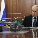 "Putin opet blefira nuklearnim medvedićem": Obaveštajni stručnjaci za Kijev post tumače najnovije pretnje Kremlja 7