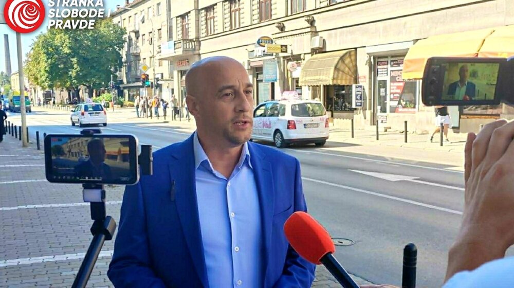 Jekić (SSP): Kupovinom podrške birača „preko asfalta” SNS vlast oštetila budžet Kragujevca za 5 miliona dinara 1