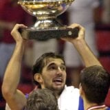 Srpska NBA legenda u FIBA “Kući slavnih”: Najbolji sa Kingsima, prsten sa Dalasom, prvak Evrope i sveta sa Pešićem 9