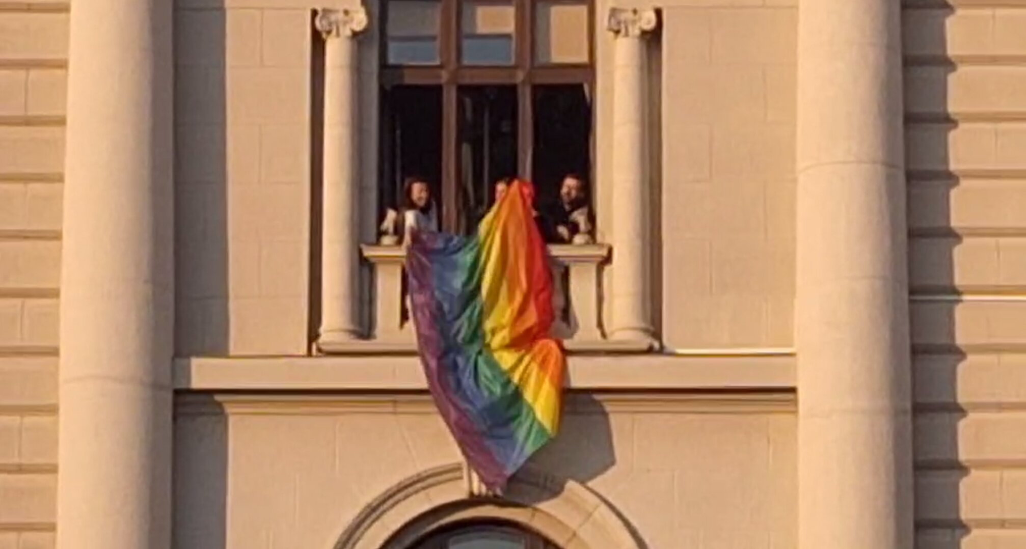 Beograd Prajd: Šetnja završena bez incidenata, poslata poruka državi da se još čeka na ispunjenje zahteva (FOTO/VIDEO) 10