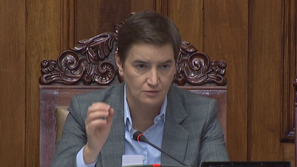 Nikad viđeno ponašanje nekog na funkciji predsednika Skupštine: Zbog čega Ana Brnabić u petoj brzini brani Rio Tinto? 3