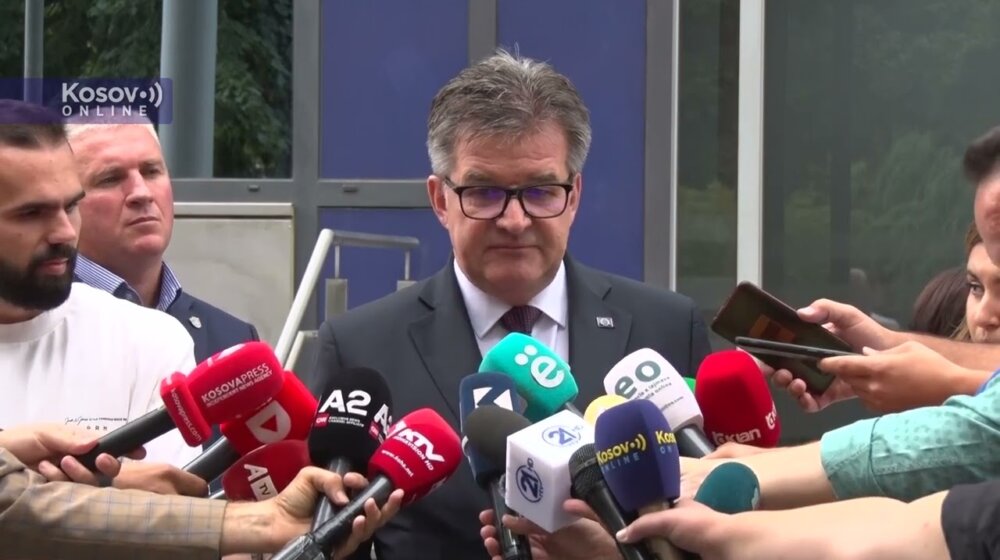 Miroslav Lajčak se oglasio nakon sastanka sa Vučićem 11