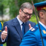 Kako je Vučić platio račun novinarima Politika? 6