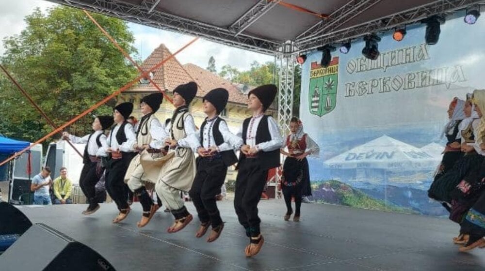 Zapaženi rezultati folklora iz Zaječara u Bugarskoj 15