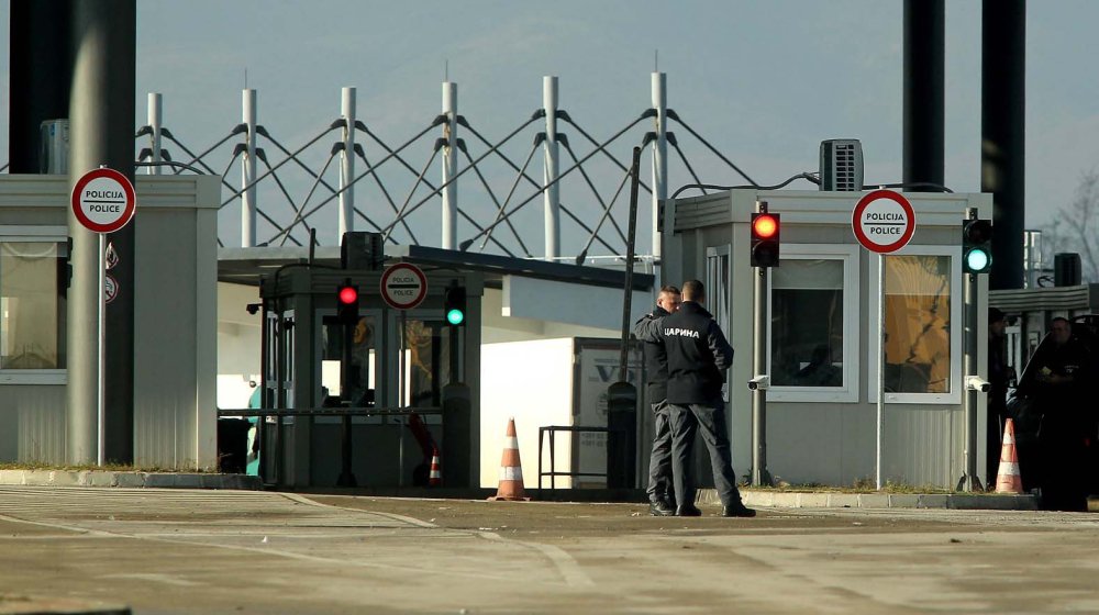 Specijalni izaslanik Nemačke za Zapadni Balkan: Ručna kontrola robe na prelazu Merdare nije nelegalna 12