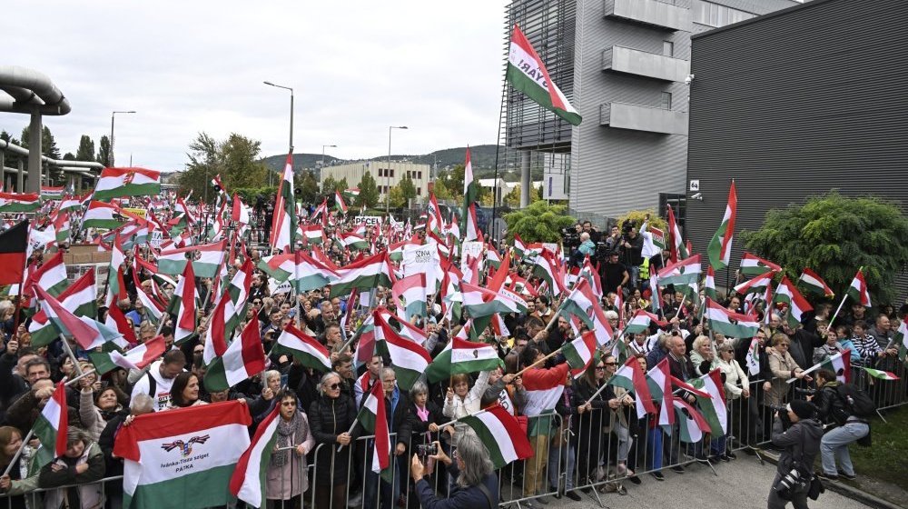 Hiljade Mađara protestovalo zbog propagande državne TV: Traže nepristrasne medije 8