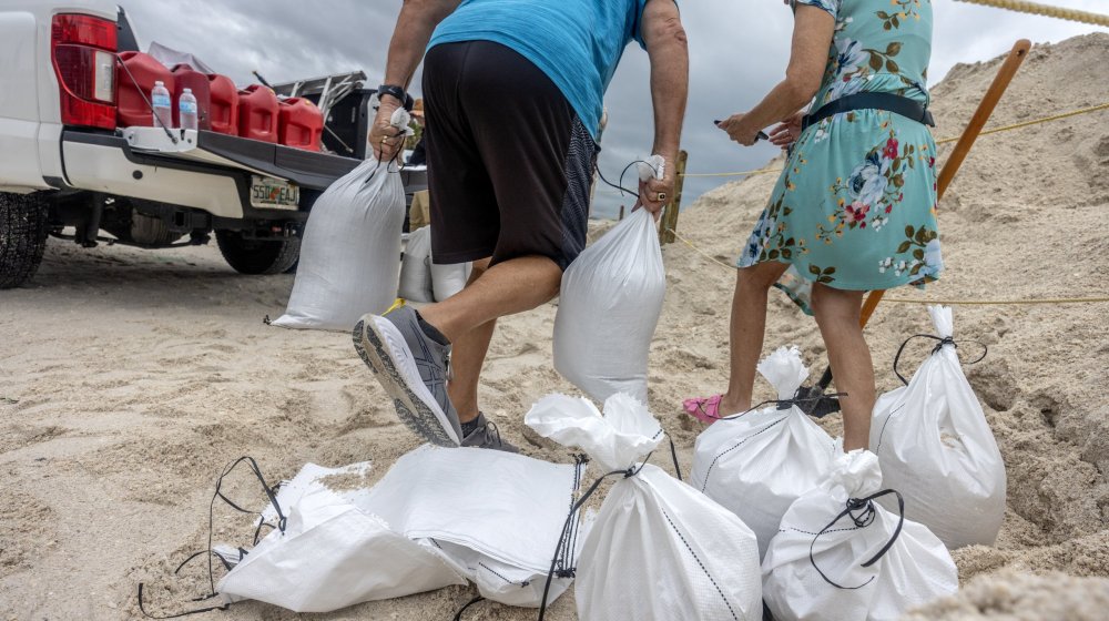 Dok Florida iščekuje uragan Milton stručnjaci navode razloge zbog kojih možda neće moći svi da se evakuišu 10