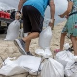 Dok Florida iščekuje uragan Milton stručnjaci navode razloge zbog kojih možda neće moći svi da se evakuišu 6