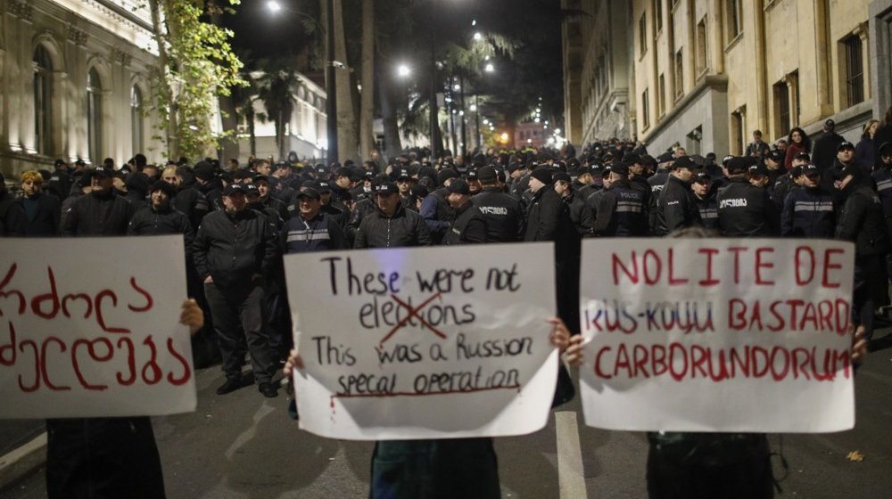 Desetine hiljada demonstranata u Tbilisiju: Traže poništavanje izbora u Gruziji 1