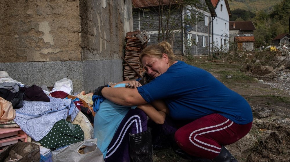 Balkan: U poplavama i klizištima u Bosni stradalo najmanje 20 ljudi, potraga za nestalima se nastavlja 9