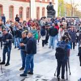 Protest ispred Filozofskog fakulteta "Most ostaje": Aktivisti upozoravaju na saobraćajni kolaps 3