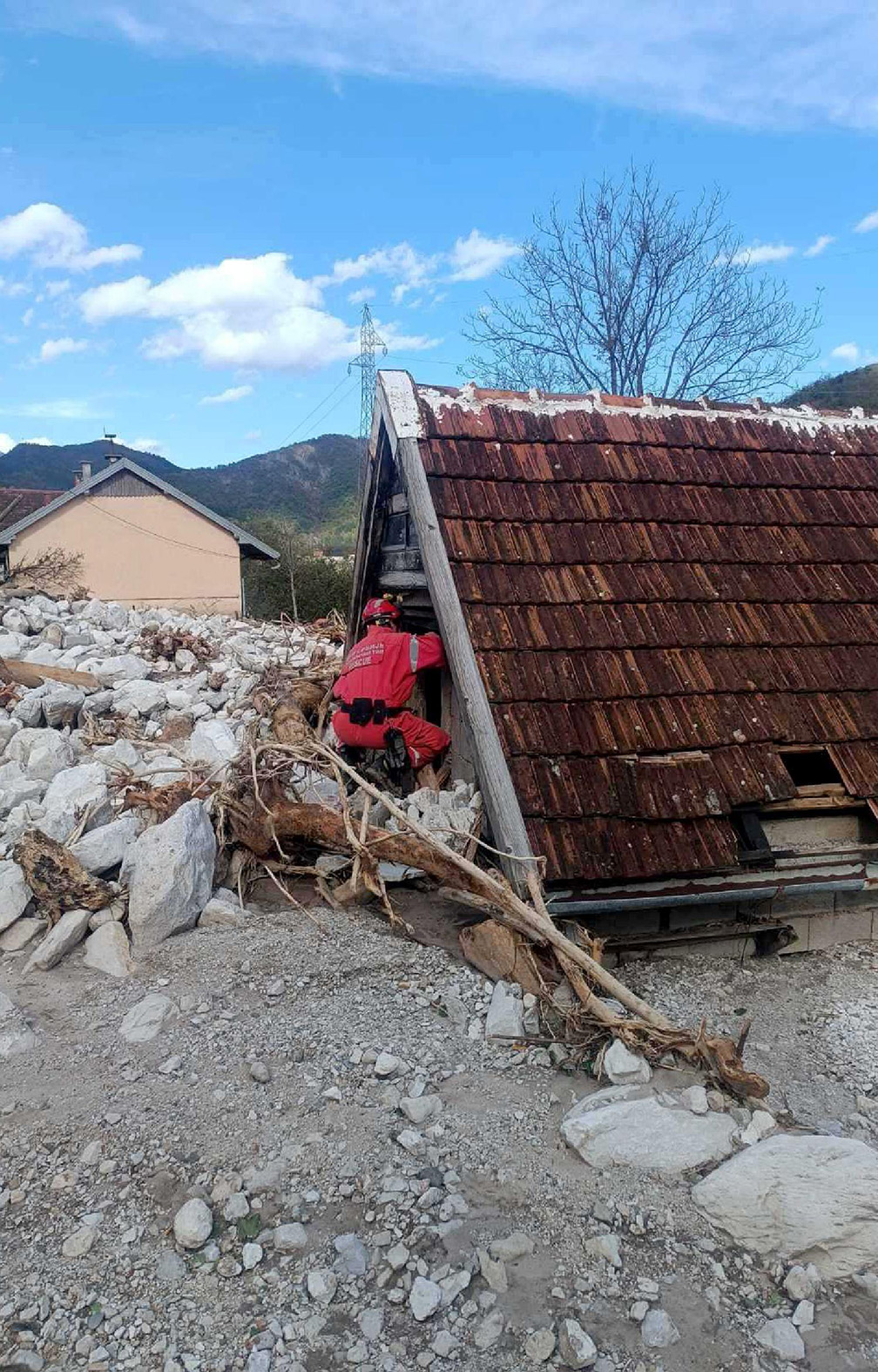 U Jablanici održana kolektivna dženaza nastradalima u poplavama i klizištu 2