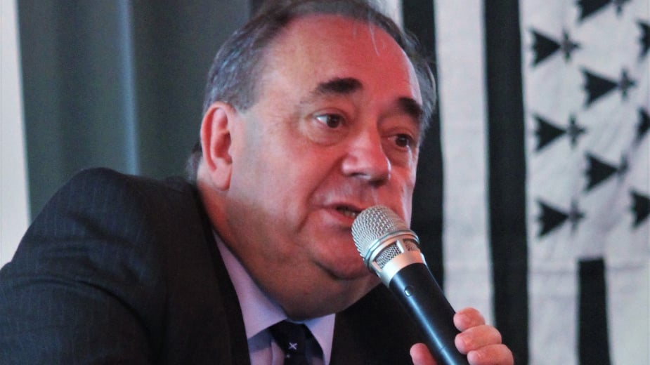 Umro bivši premijer Škotske Aleks Salmond 9