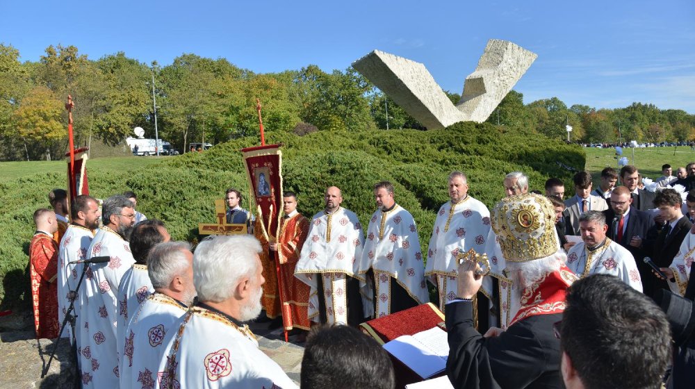 "Grad bola i ponosa": U kragujevačkim Šumaricama održan "Veliki školski čas" (FOTO) 1