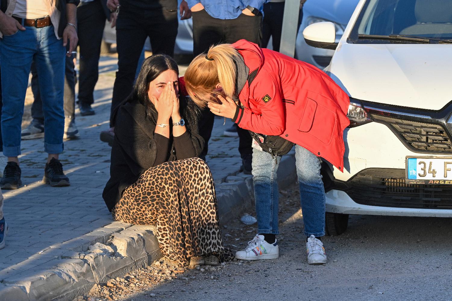 Teroristički napad u Ankari: Najmanje petoro poginulih, 22 ranjena, još niko nije preuzeo odgovornost (FOTO) 2