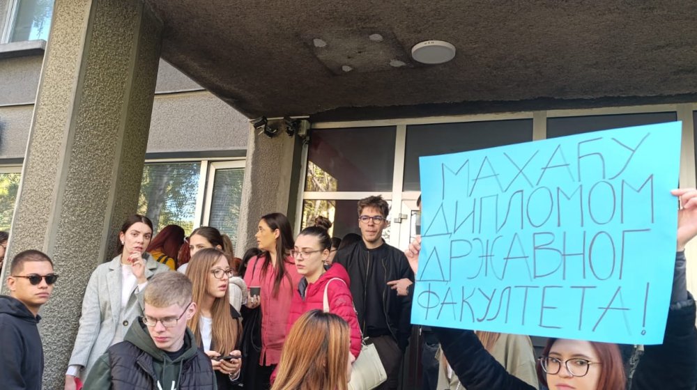 V. d. dekana FPN-a Darko Nadić pozvao na razgovor studente koji su blokirali fakultet 12