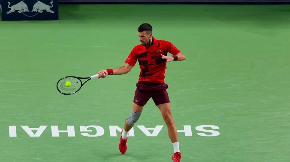 Novak Đoković u 3. kolu Šangaja: Kinezi ga dočekali ovacijama, a spiker kao “najbolji svih vremena” 1