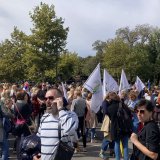 Da poljoprivrednici traktorima dođu u Beograd, a pridruže im se svi nastavnici, profesori, roditelji 9