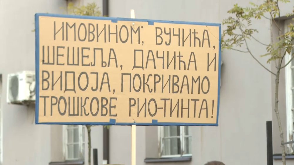 "Deco, ovo je sve zbog vas. Naše je prošlo, vaše dolazi": Protest protiv eksploatacije litijuma u Loznici (FOTO, VIDEO) 10