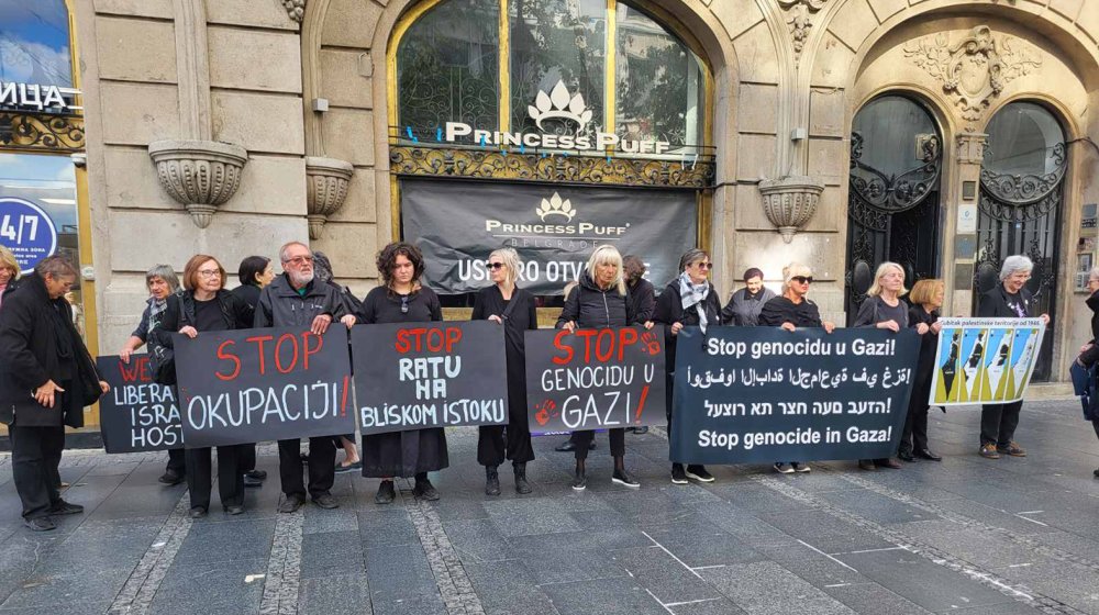 Stop ratu na Bliskom istoku: Antiratni protest Žena u crnom 8