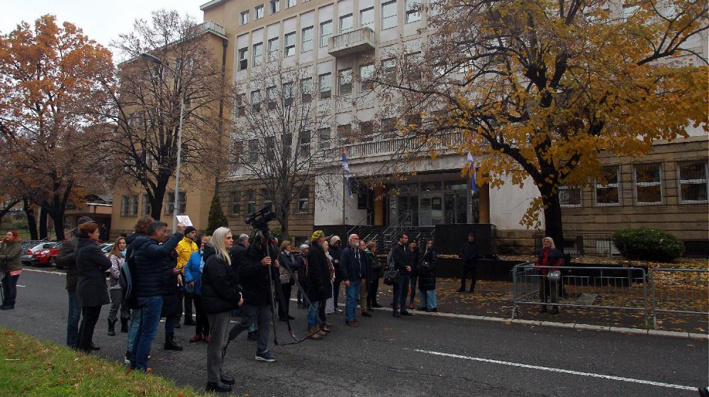 Zeleno levi front pozvao građane da sutra u 11:52 zastanu 15 minuta u akciji Zastani Srbijo 1